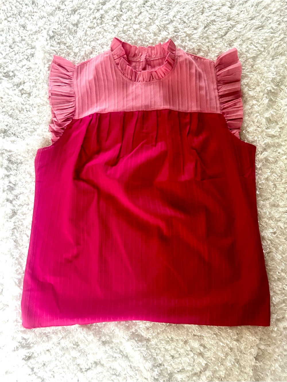 Two-Tone Pink Ruffle Sleeveless Blouse